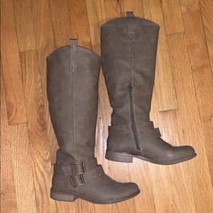Cathy Jean knee high boots